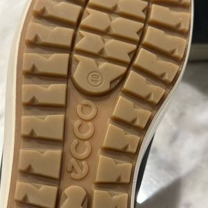 Ecco GoreTex lined winter shoes. Navy (Slate Blue) size 40